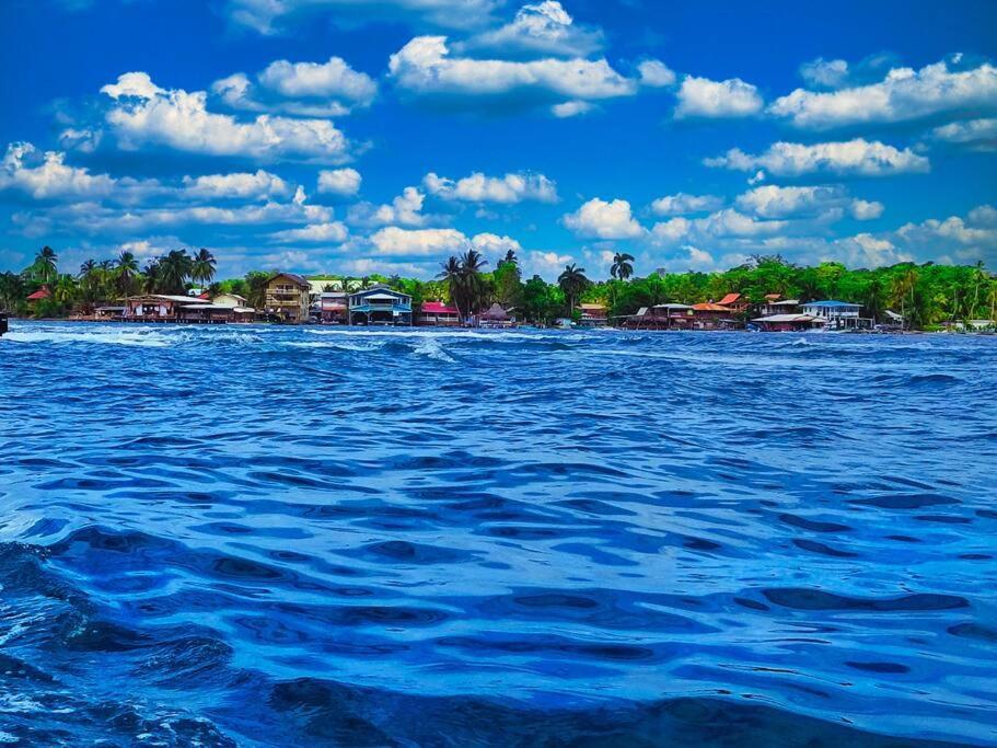 Poetry Garden Bocas Town Colon Island Villa ภายนอก รูปภาพ